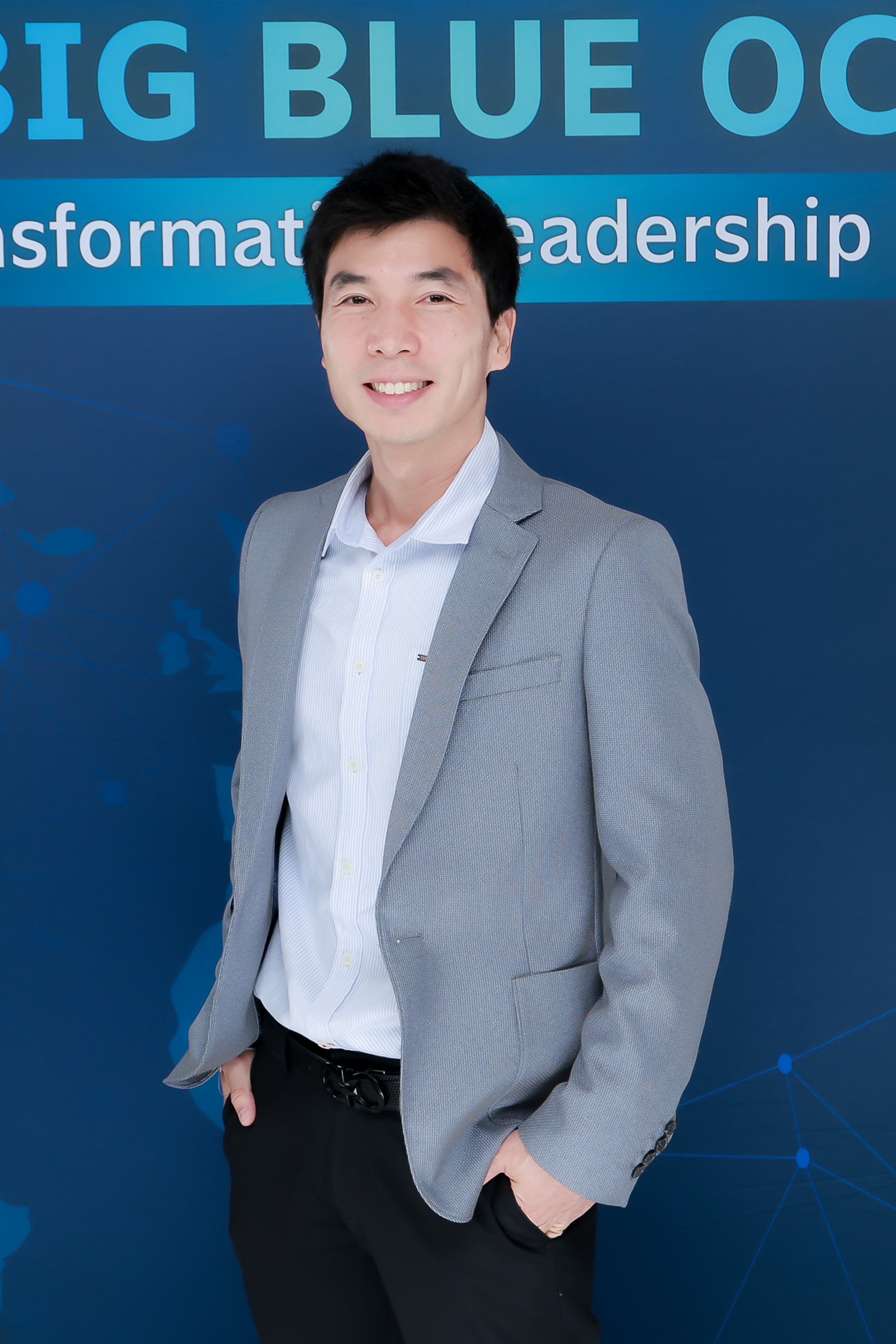 พร้อมชาติ	จันทร์สุวรรณ